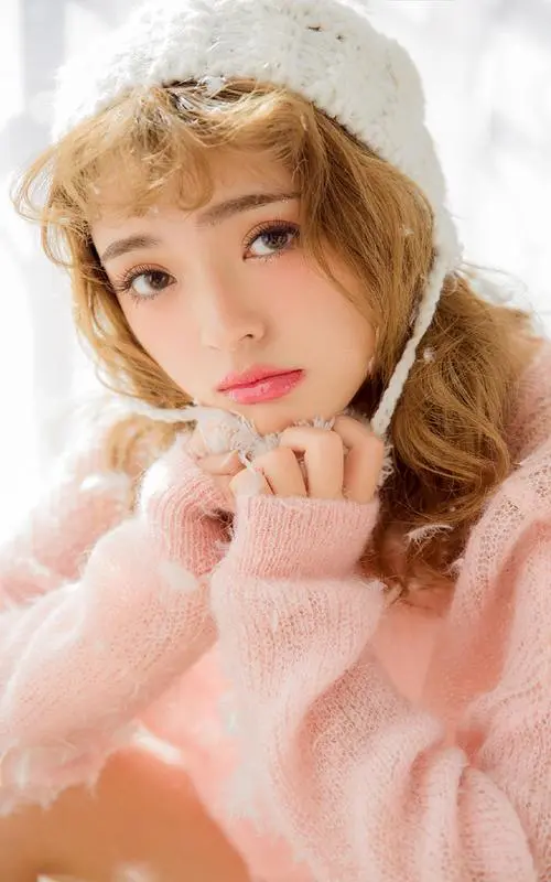 美女趴着打屁股动态图,168分钟,4K,免费观看