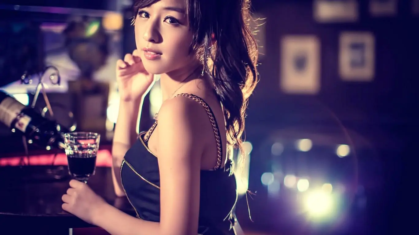 我的邻居长不大小说,178分钟,1080P高清版,免费在线