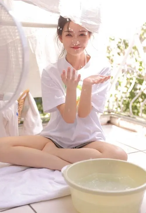 年级的老师5中文版,77全集,高清版免VIP全集在线看