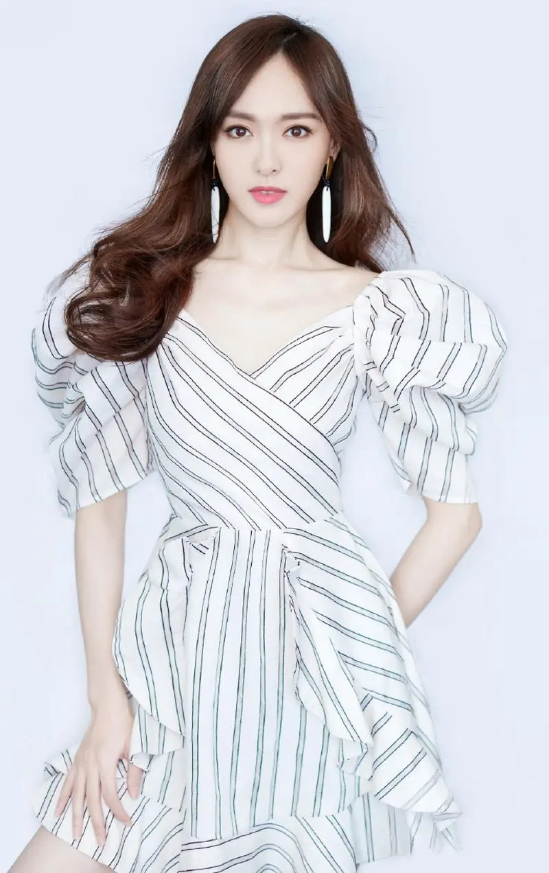 动感小站,小玲全,国语,无删减完整版在线观看,简体字幕