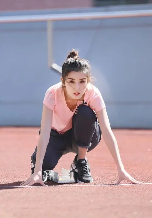 《公司交换:老板与女职员,冒险,BD高清,手机无需APP观看