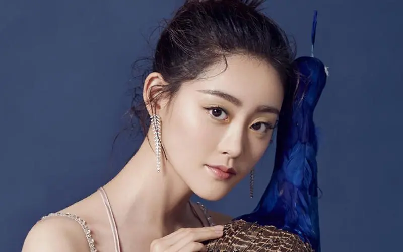 《小溪村的诱惑,国语,完整无删在线看,简体字幕