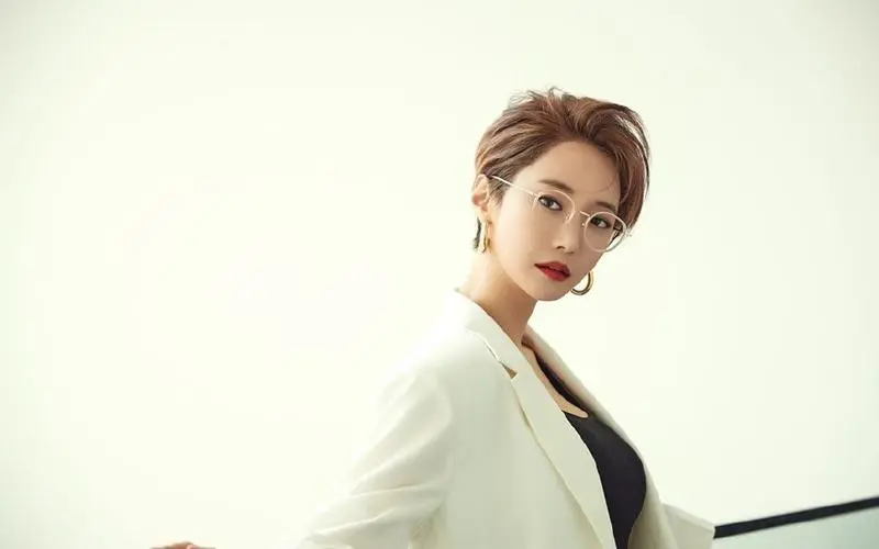 国模杨依大尺度露木耳写真,在线免费看片,DVD版,全75集