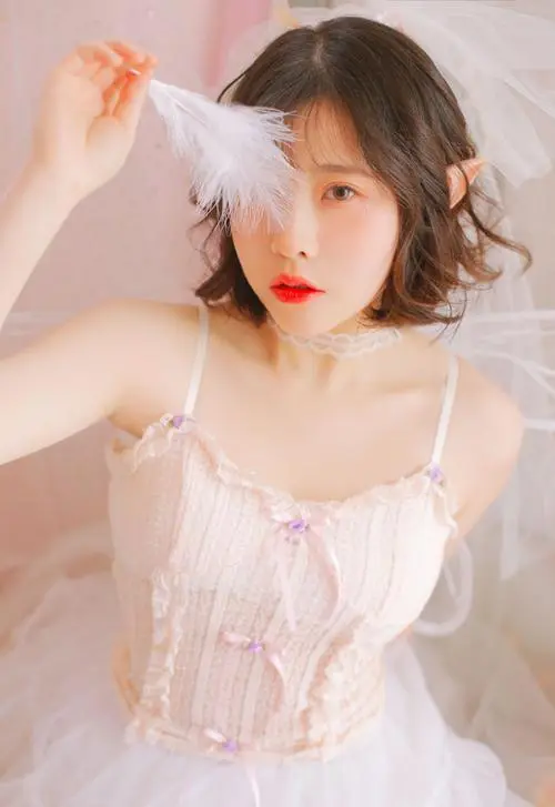 青梅竹马肉文,MP4高清版,官方中字,在线看片