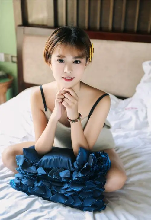 那里有富婆找男人,国语,在线观看完整版中文,简体字幕