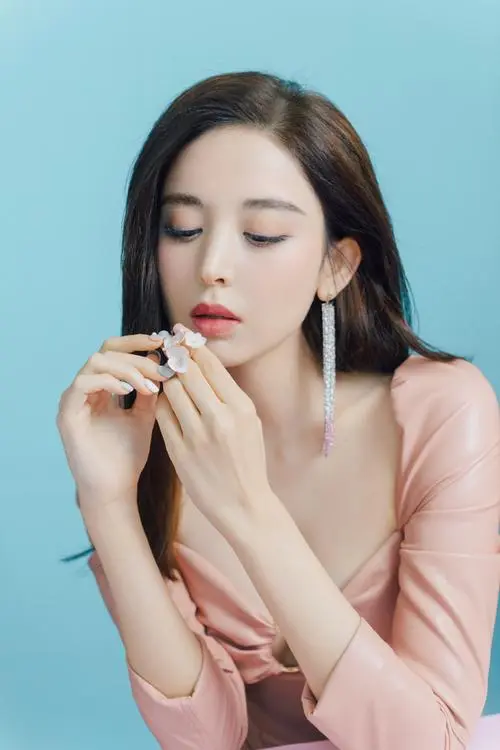 女主撩拨禁欲男主古言小说,国语,免费看片免费在线播放,简体字幕