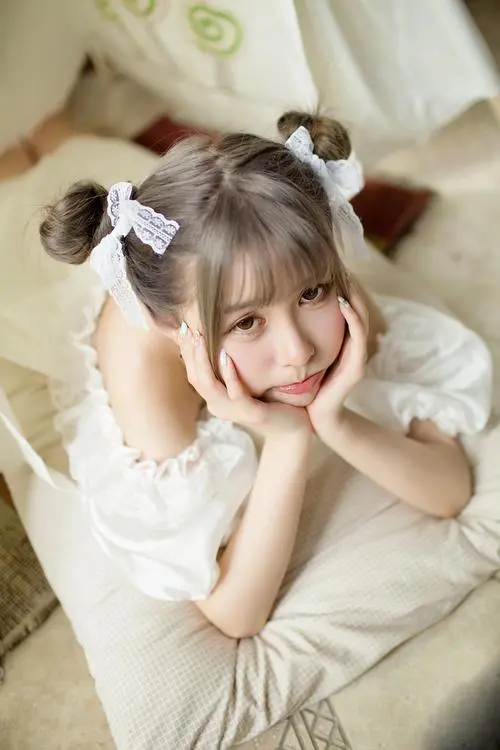 公交车上借着拥挤挺进去,147分钟,4K,免费观看