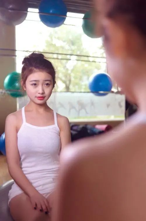 男人边吃奶边做好爽,国语,在线看,网络汉化中文