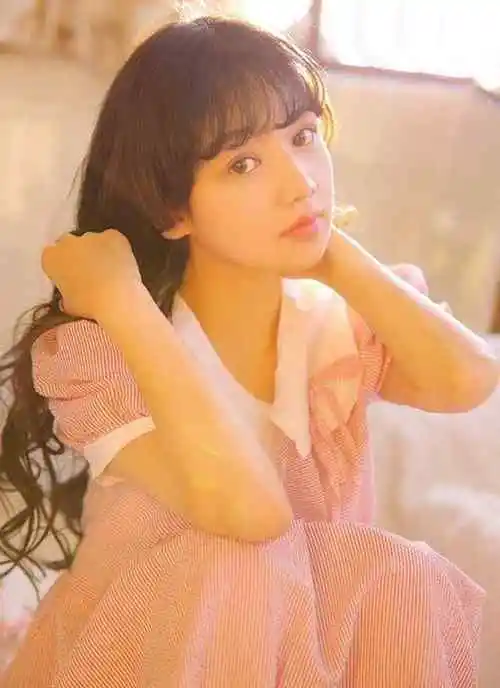 小东西你是不是欠C校园小说,国语,无删减完整版在线观看,网络汉化中文