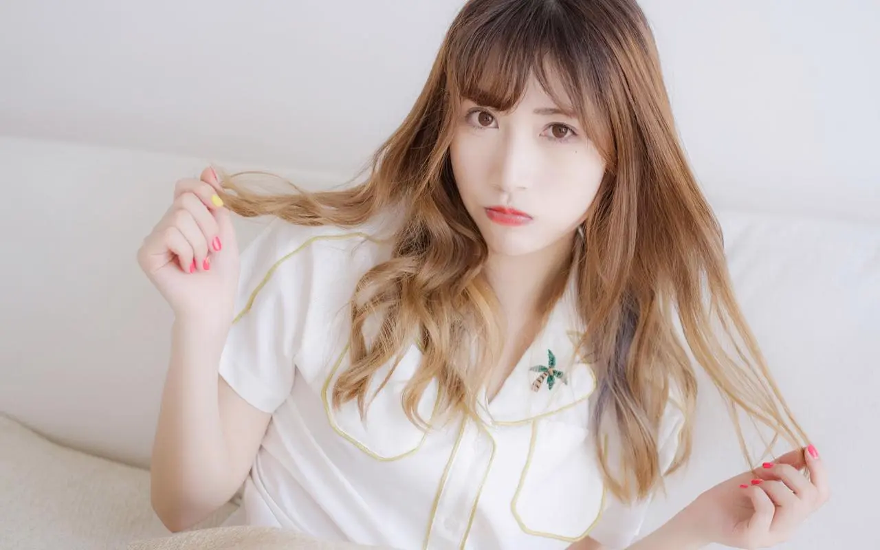 上帝创造女人在线观看高清完整版,国语,免费观看完整版高清1080P,简体字幕